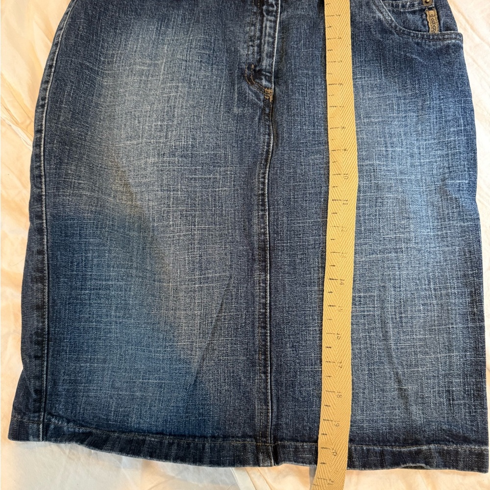 Armani Jeans Dark Blue Denim Skirt, size 40